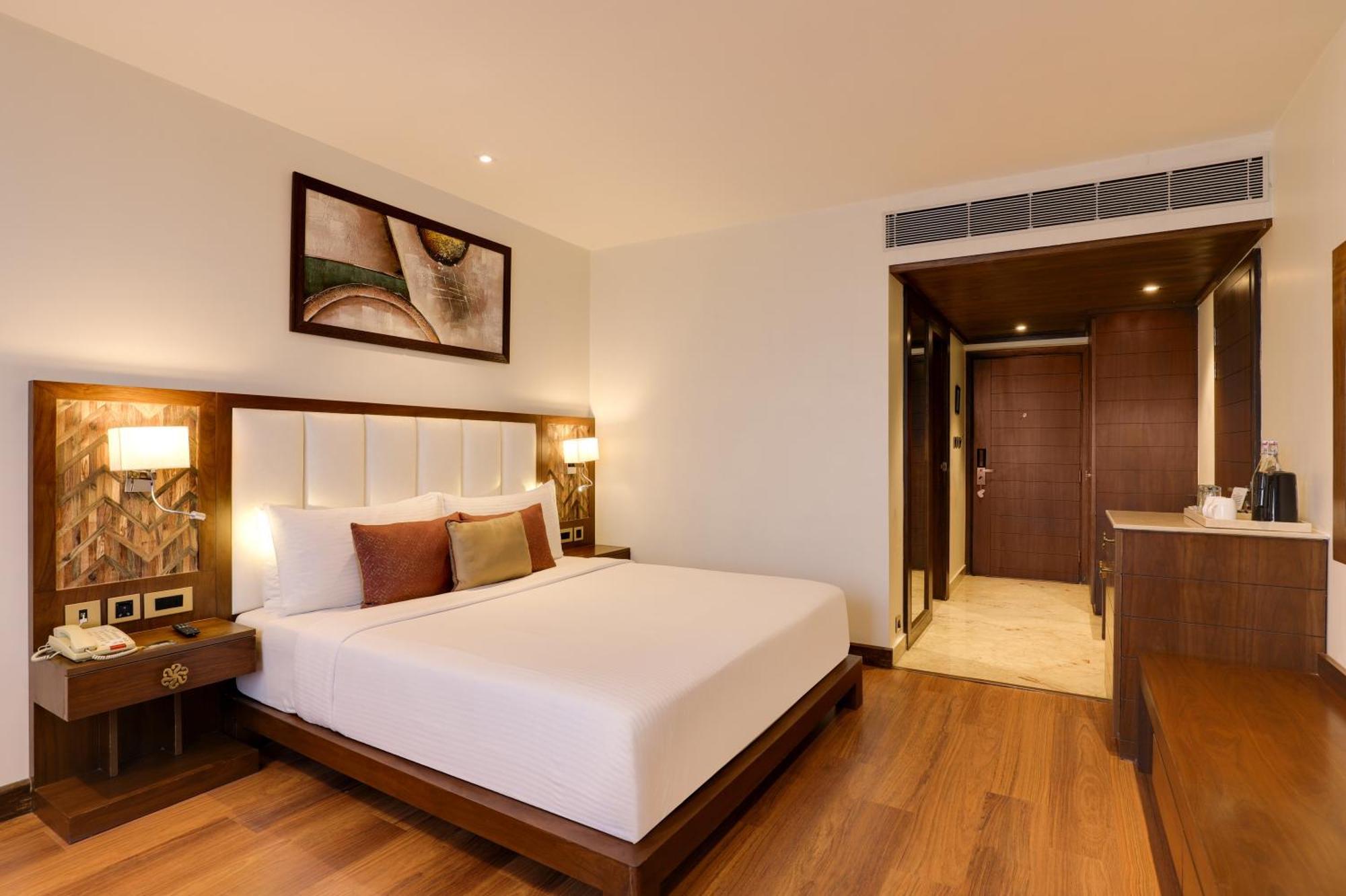 Saura Hotel, Agra - A Club Mahindra Associate Eksteriør billede