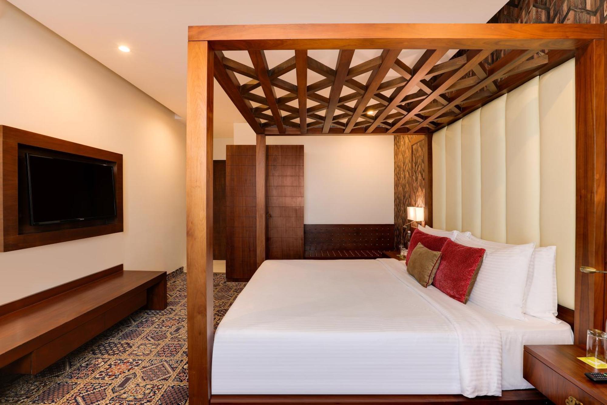 Saura Hotel, Agra - A Club Mahindra Associate Eksteriør billede