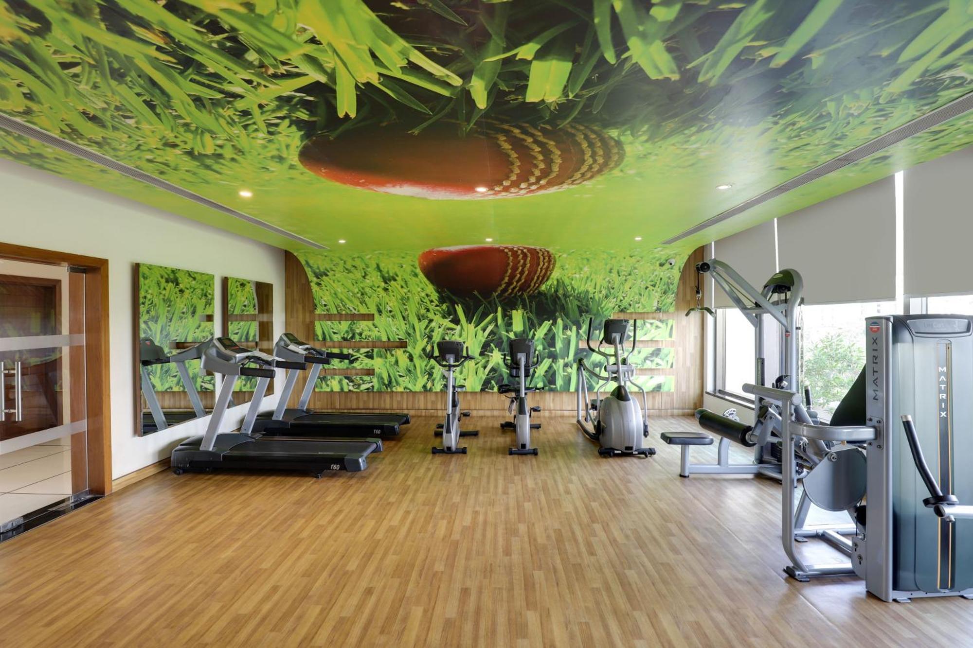 Saura Hotel, Agra - A Club Mahindra Associate Eksteriør billede