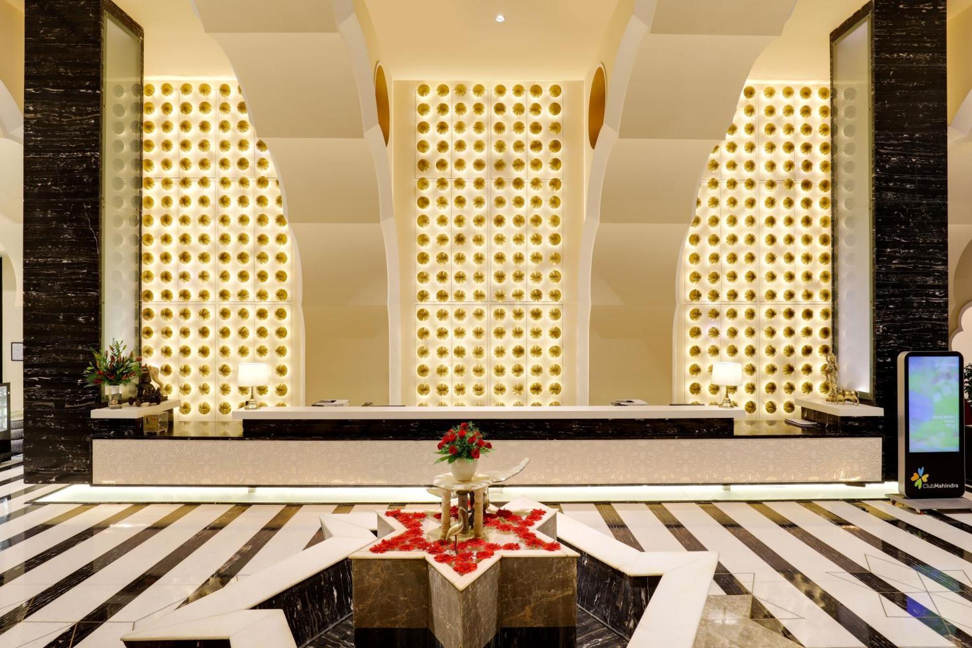 Saura Hotel, Agra - A Club Mahindra Associate Eksteriør billede